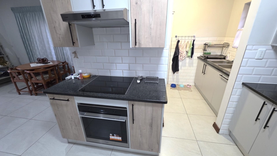 3 Bedroom Property for Sale in Melodie North West